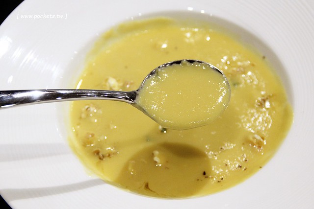 新天地西洋博物館｜充滿文藝復興氛圍的圖書館，新天地餐廳馥樂詩輕食 @飛天璇的口袋