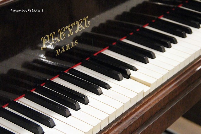 新天地西洋博物館｜充滿文藝復興氛圍的圖書館，新天地餐廳馥樂詩輕食 @飛天璇的口袋