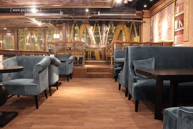 新天地西洋博物館｜充滿文藝復興氛圍的圖書館，新天地餐廳馥樂詩輕食 @飛天璇的口袋