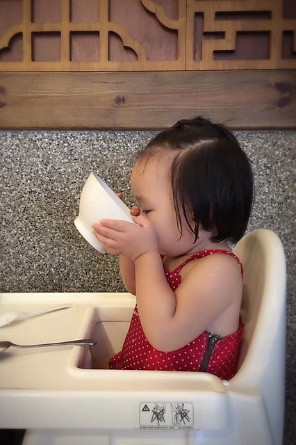 新唐人御品豬腳┃台中北屯美食：平價用心的復古美食，冬天限定湯品鍋鍋$139元新上市，2017春節年菜熱情預約中 @飛天璇的口袋