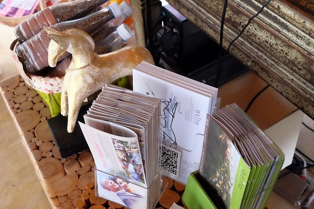 泰國安帕瓦｜Asita Eco Resort 阿希塔生態度假村｜以環保為主的綠色飯店，享受緊鄰河畔的小木屋風情 @飛天璇的口袋