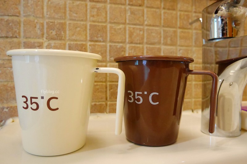 台中新社｜緩慢尋路香草House．住在薰衣草森林裡享受大自然，晚上觀賞夜間童話旋轉木馬 @飛天璇的口袋