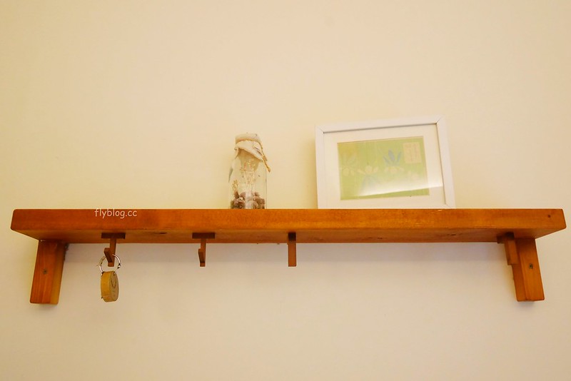 台中新社｜緩慢尋路香草House．住在薰衣草森林裡享受大自然，晚上觀賞夜間童話旋轉木馬 @飛天璇的口袋