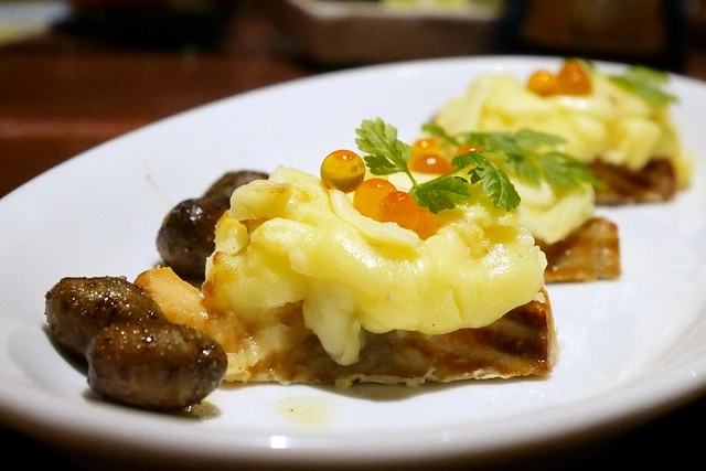 日本愛知｜伍味酉本店．榮町串燒居酒屋店，手羽先非常的好吃 @飛天璇的口袋