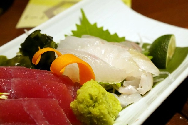 日本愛知｜伍味酉本店．榮町串燒居酒屋店，手羽先非常的好吃 @飛天璇的口袋