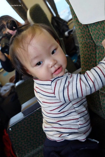 日本大分｜由布院之森列車，旅遊九州必搭JR特急ゆふいんの森 ，復古又美麗的車廂，還可以享用火車美食 @飛天璇的口袋