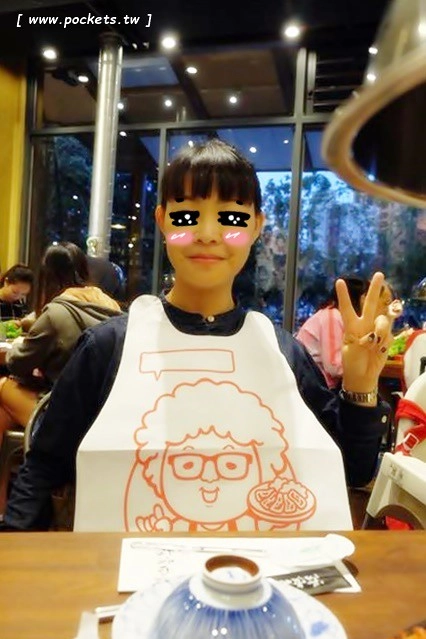 滋滋咕嚕쩝쩝꿀꺽韓式烤肉專門店┃台中西區美食：藝人納豆開的韓式烤肉店，位於勤美綠園道旁邊，環境不錯服務很好 @飛天璇的口袋