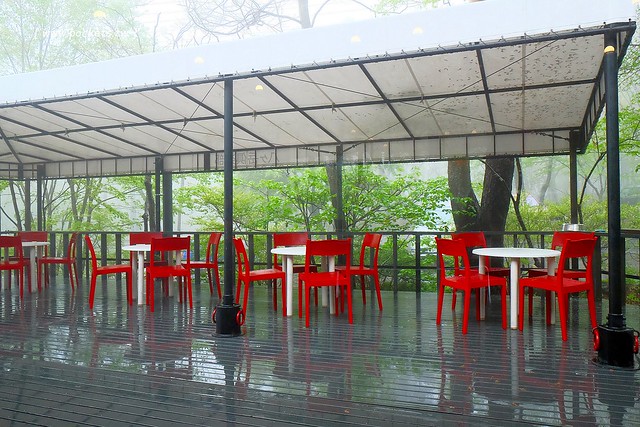 日本山梨｜八ヶ岳倶樂部 Yatsugatake Club．清里如夢似幻的山中咖啡館，日本藝人柳生真吾所開設 @飛天璇的口袋