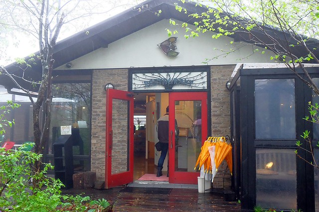 日本山梨｜八ヶ岳倶樂部 Yatsugatake Club．清里如夢似幻的山中咖啡館，日本藝人柳生真吾所開設 @飛天璇的口袋