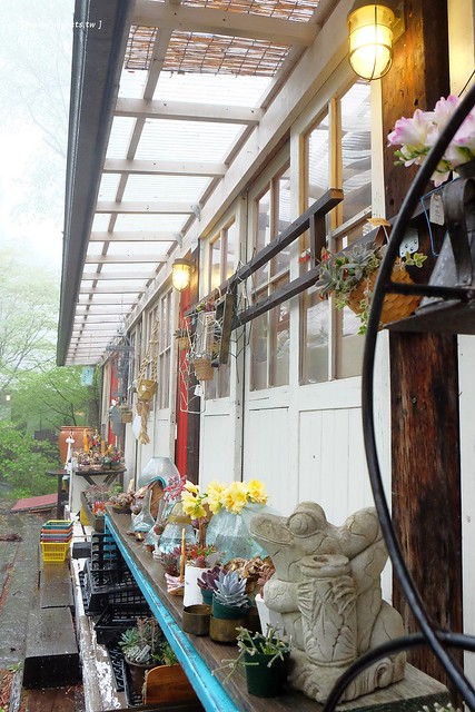 日本山梨｜八ヶ岳倶樂部 Yatsugatake Club．清里如夢似幻的山中咖啡館，日本藝人柳生真吾所開設 @飛天璇的口袋