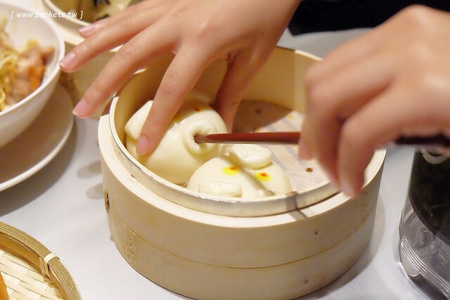 【台中西屯】點點心~由藝人棒棒堂阿緯引進的點點心，香港連鎖港式飲茶餐廳，台中新光三越百貨10樓 @飛天璇的口袋