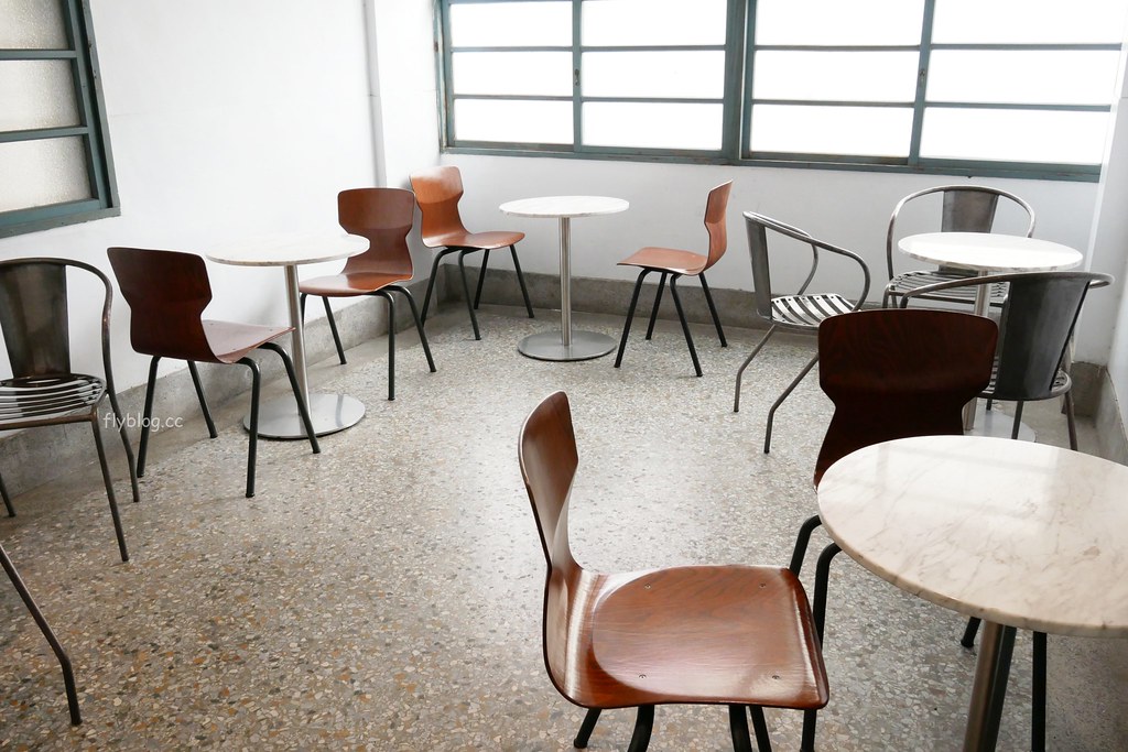 端倪生活｜彰化火車站附近台鐵員工宿舍改建的老宅咖啡館，二訪端倪生活下午茶甜點一樣好吃 @飛天璇的口袋