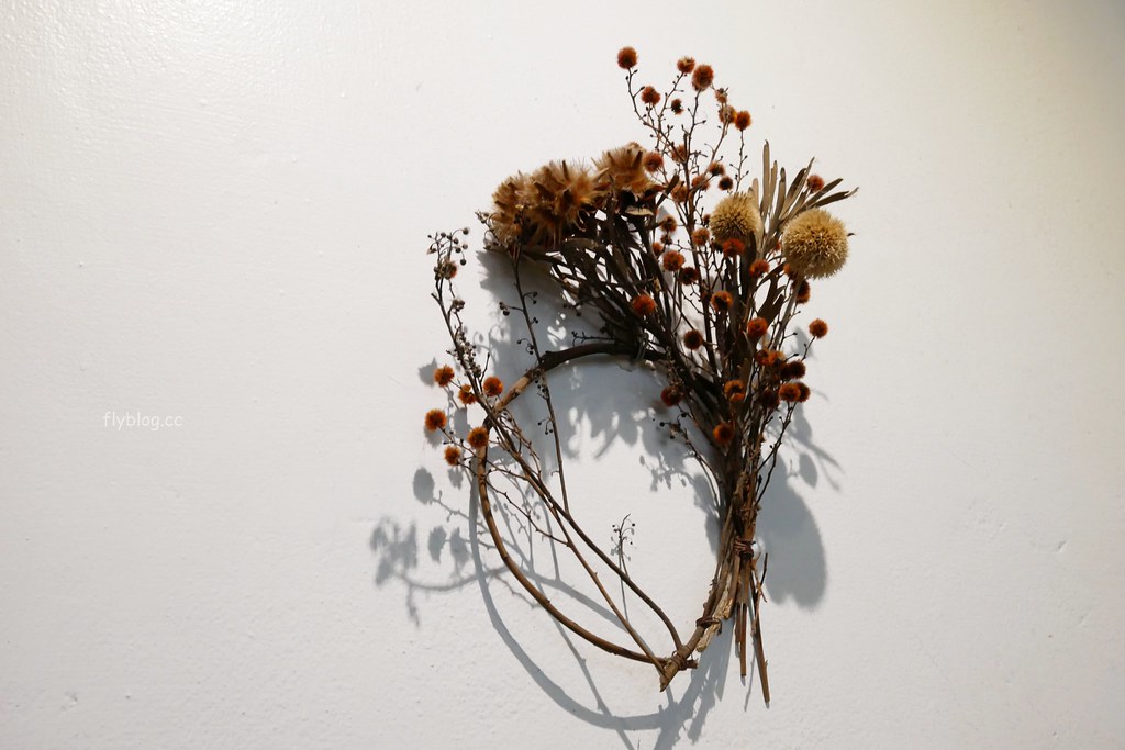 端倪生活｜彰化火車站附近台鐵員工宿舍改建的老宅咖啡館，二訪端倪生活下午茶甜點一樣好吃 @飛天璇的口袋