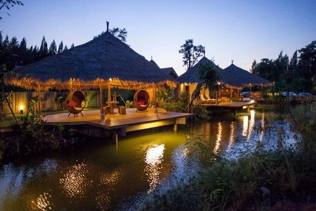 泰國安帕瓦｜Asita Eco Resort 阿希塔生態度假村｜以環保為主的綠色飯店，享受緊鄰河畔的小木屋風情 @飛天璇的口袋