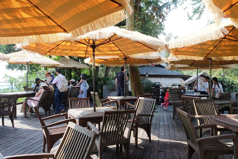 VilaVilla魔法莊園｜苗栗卓蘭景觀餐廳，結合樹屋、沙坑、溜滑梯，苗栗親子美食旅遊景點推薦 @飛天璇的口袋