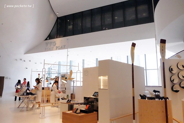 【台中西屯】台中國家歌劇院：伊東豊雄的現代建築，以自然為主題，結合劇院、商場、餐廳和空中花園 @飛天璇的口袋