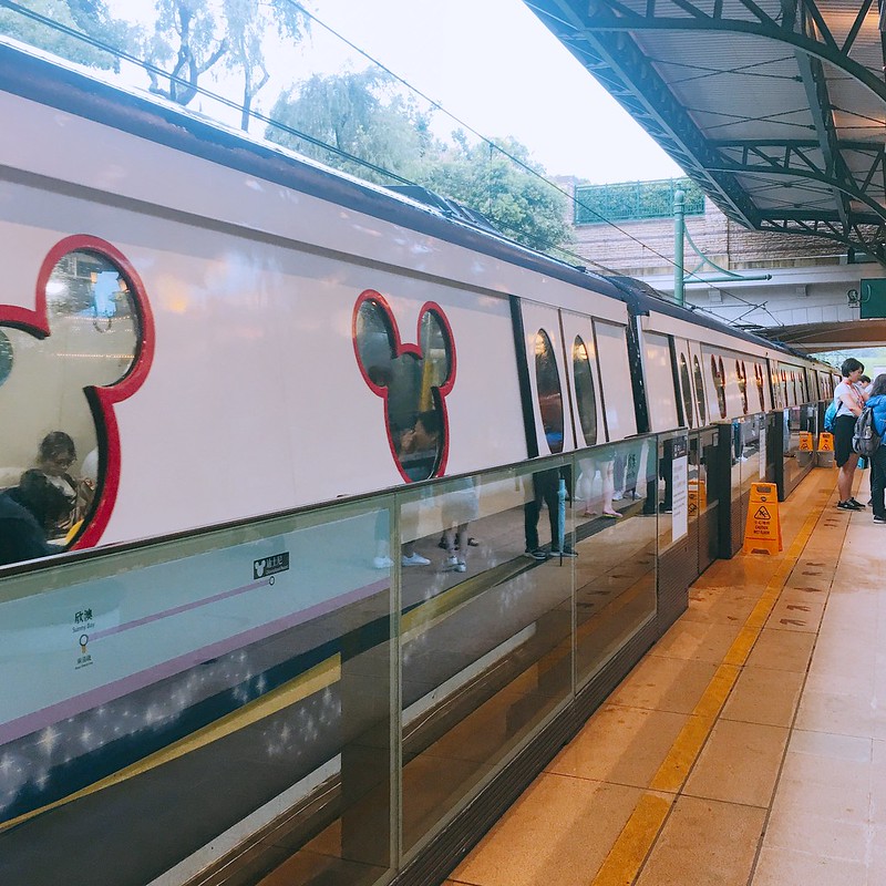【香港大嶼山】香港迪士尼好萊塢酒店~迪士尼遊樂園最超值的酒店，早餐還可以和米奇米妮高飛拍照 @飛天璇的口袋