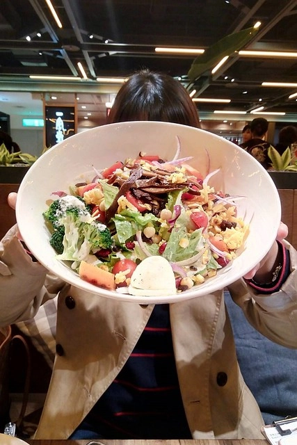 台中西屯｜Miacucina義式餐廳．台中新光三越蔬食料理，餐點美味深具質感 @飛天璇的口袋