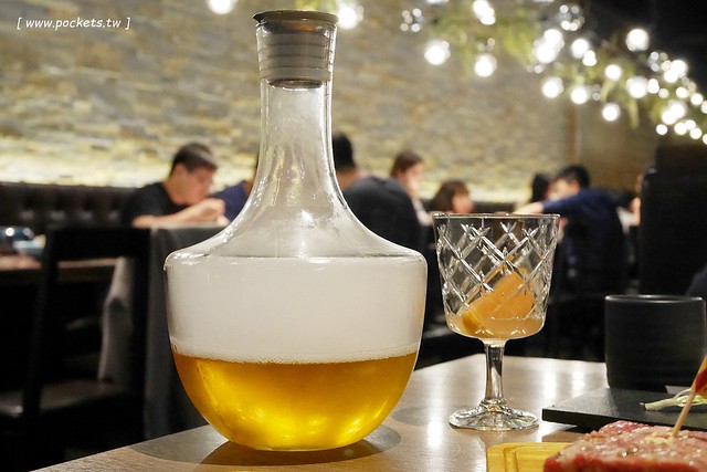 燒肉風間 Kazama┃台中公益路美食：期間限定哈利波特活動，華麗新年晚宴三人套餐足夠四人使用，打卡送密函享餐點優惠 @飛天璇的口袋