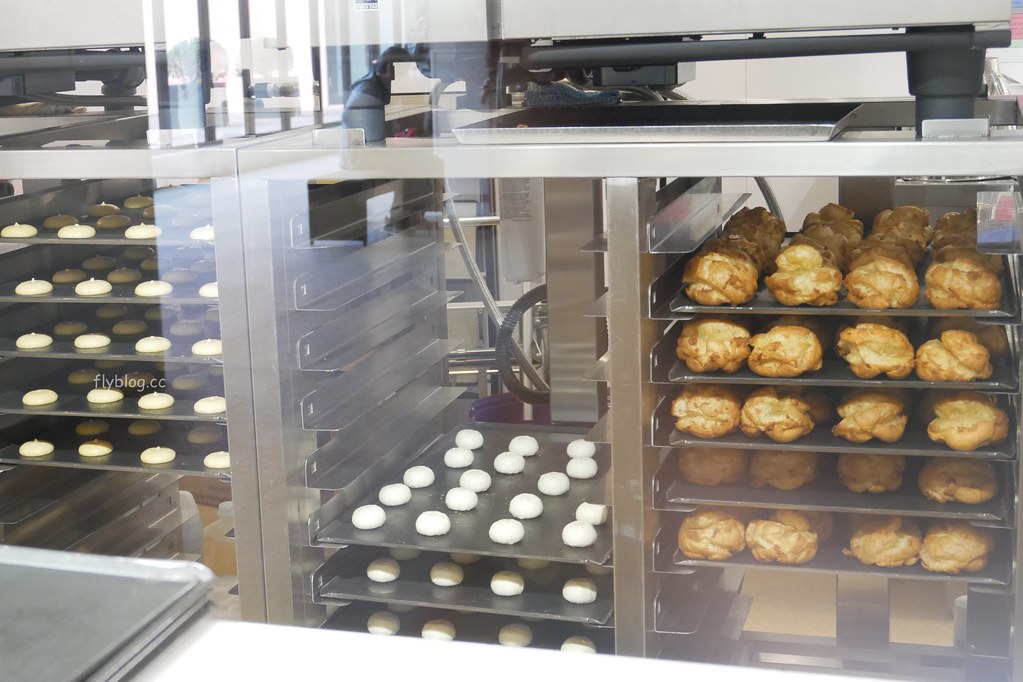 台中美食｜Beard Papa’s日式泡芙工房．日本第一名泡芙專賣店，台中四間門市資訊整理 @飛天璇的口袋