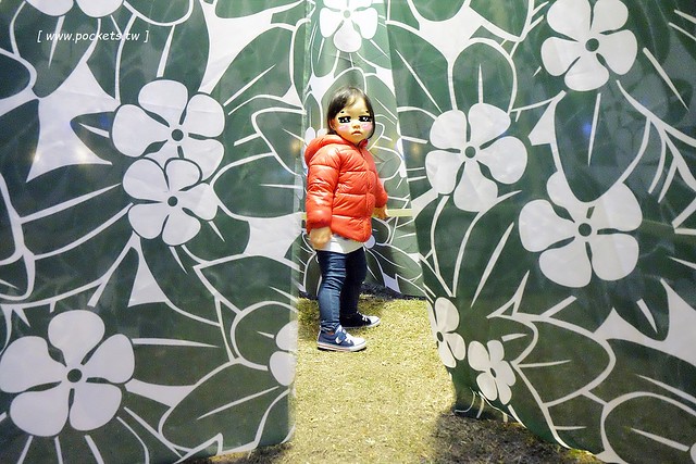 2017豐慶燈景賀新年-花都山城亮藝點┃豐原：葫蘆墩公園體驗不一樣的燈藝饗宴，由國際級大師所設計，花博四寶也亮相，還有小孩超愛的咖啡杯和小火車 @飛天璇的口袋