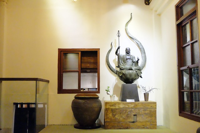 瓦庫燒肉 WOW COOL｜紅磚老宅改建新風情，燒肉風華再現舊市區，鄰近中區台中火車站 @飛天璇的口袋