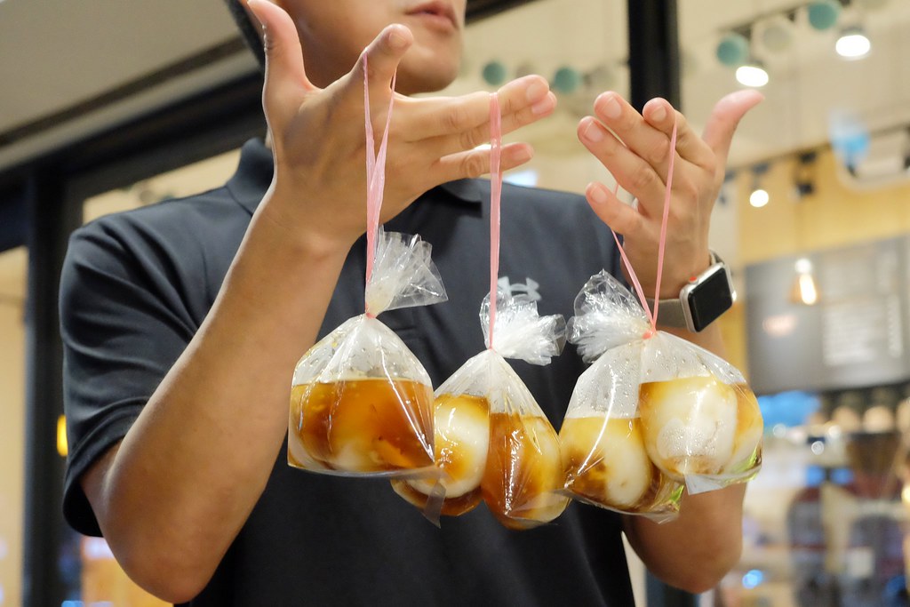 鮮食堂海鮮蒸鍋：一層一層堆疊的海鮮蒸鍋，澎湖海鮮就是鮮甜好吃沒話說 @飛天璇的口袋