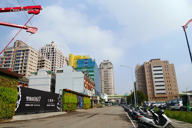 雙橡園1617特區┃台中旅遊景點：走過2016迎向2017，IG打卡文青新景點，鄰近南屯IKEA宜家家居 @飛天璇的口袋