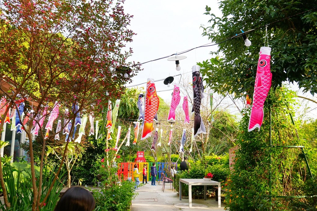 【台中東勢】里趣咖啡 Niki，柳暗花明又一村的咖啡館，IG拍照親子旅遊的好地方 @飛天璇的口袋