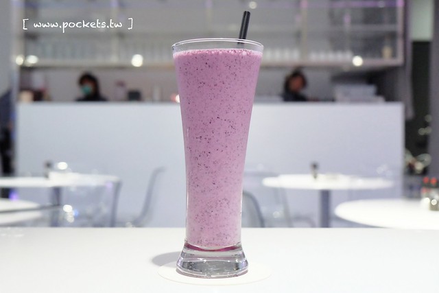 X Burger ┃台中南屯美食：台中最具現代感的美式餐廳，早午餐、晚餐、宵夜&hellip;一應俱全，夜貓子宵夜時段的好選擇 @飛天璇的口袋