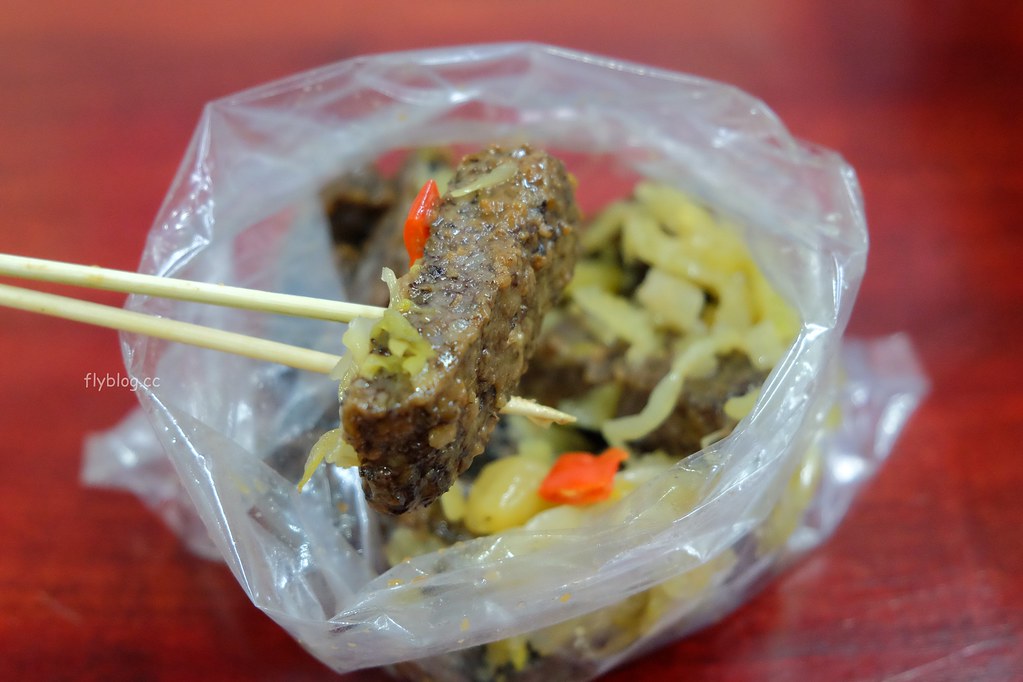 台中南區｜黃金滷味．好吃清爽又入味的滷味，忠孝夜市人氣美食推薦 @飛天璇的口袋