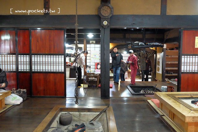 大內宿三澤屋┃福島美食推薦：你用過大蔥吃蕎麥麵嗎？保證吃過一次就難忘，吃完再帶你逛逛大內宿老街 @飛天璇的口袋