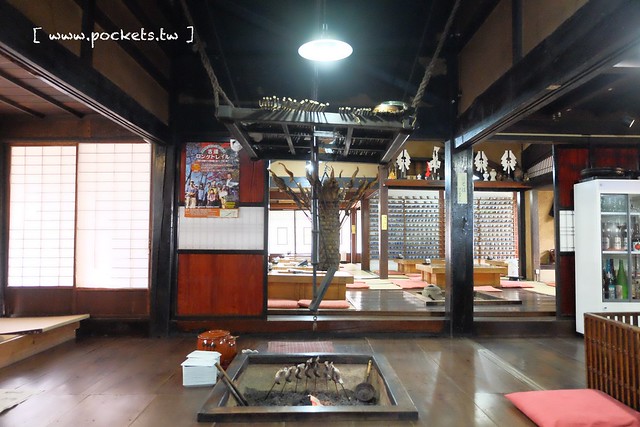 大內宿三澤屋┃福島美食推薦：你用過大蔥吃蕎麥麵嗎？保證吃過一次就難忘，吃完再帶你逛逛大內宿老街 @飛天璇的口袋