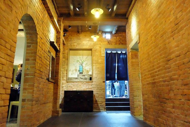 瓦庫燒肉 WOW COOL｜紅磚老宅改建新風情，燒肉風華再現舊市區，鄰近中區台中火車站 @飛天璇的口袋