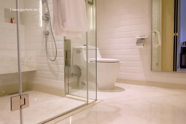 泰國華欣｜Hua Hin Marriott 華欣萬豪度假村，占地寬敞的五星級飯店，早餐百匯豐富選擇性多 @飛天璇的口袋