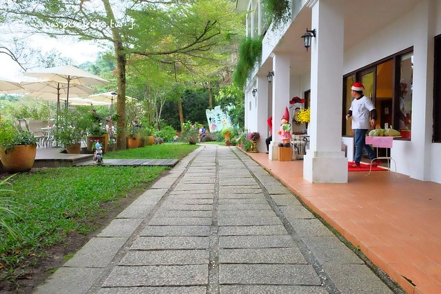 台中新社｜桃李河畔．新社著名景觀餐廳，浪漫森林玻璃屋 @飛天璇的口袋