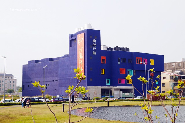 台中嘉明湖┃台中旅遊景點：南屯綠美化人工湖，IG熱門打卡景點天使的眼淚，網友稱讚台中嘉明湖、台中月牙灣 @飛天璇的口袋