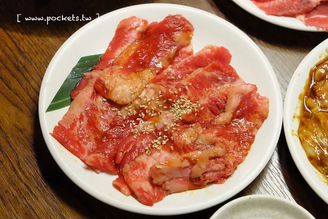 日本愛知｜味和居 Sakaehorumon．名古屋啤酒無限暢飲，榮町高CP值的燒肉店 @飛天璇的口袋