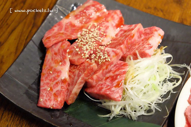 日本愛知｜味和居 Sakaehorumon．名古屋啤酒無限暢飲，榮町高CP值的燒肉店 @飛天璇的口袋