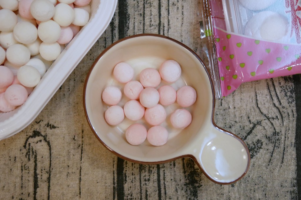 可愛的小豬湯圓DIY做法｜冬至、元宵節就該全家一起吃湯圓，「小豬湯圓食譜」享受親子樂趣 @飛天璇的口袋