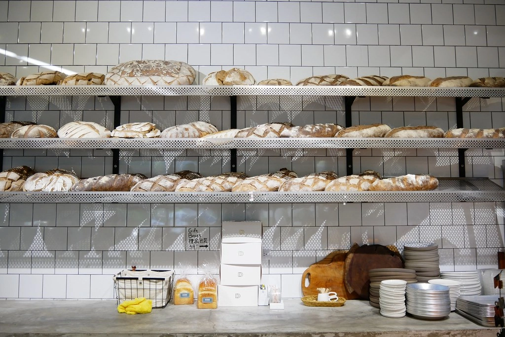 台中西屯｜多爾法式烘焙 DORE French Bakehouse．台中七期最美的麵包店，早午餐酸麵包都好吃 @飛天璇的口袋