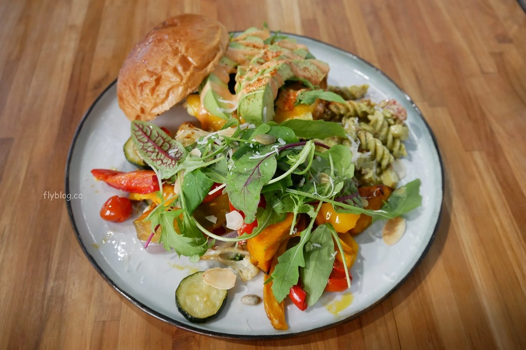 台中西屯｜多爾法式烘焙 DORE French Bakehouse．台中七期最美的麵包店，早午餐酸麵包都好吃 @飛天璇的口袋