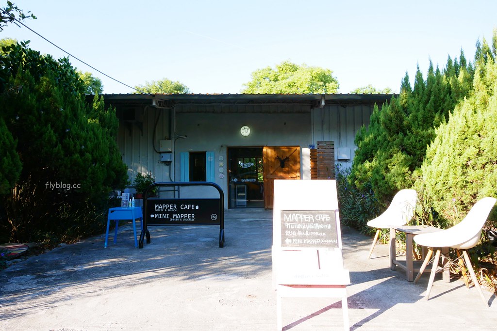 【台中南屯】Mapper Cafe 脈搏咖啡：文青風韓系咖啡館，通往小徑出現夢幻調酒吧 @飛天璇的口袋