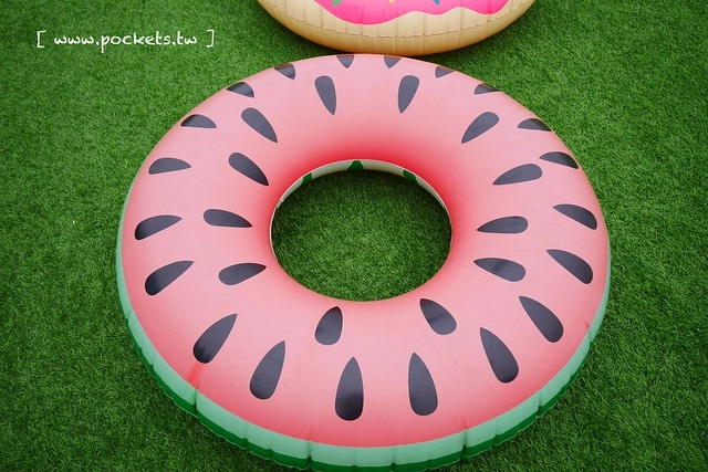 HAO YU 好悠咖啡｜田中超夯的IG打卡熱門景點，可愛又夢幻的彩虹貨櫃屋咖啡，喝下午茶遛小孩的好地方(已歇業) @飛天璇的口袋