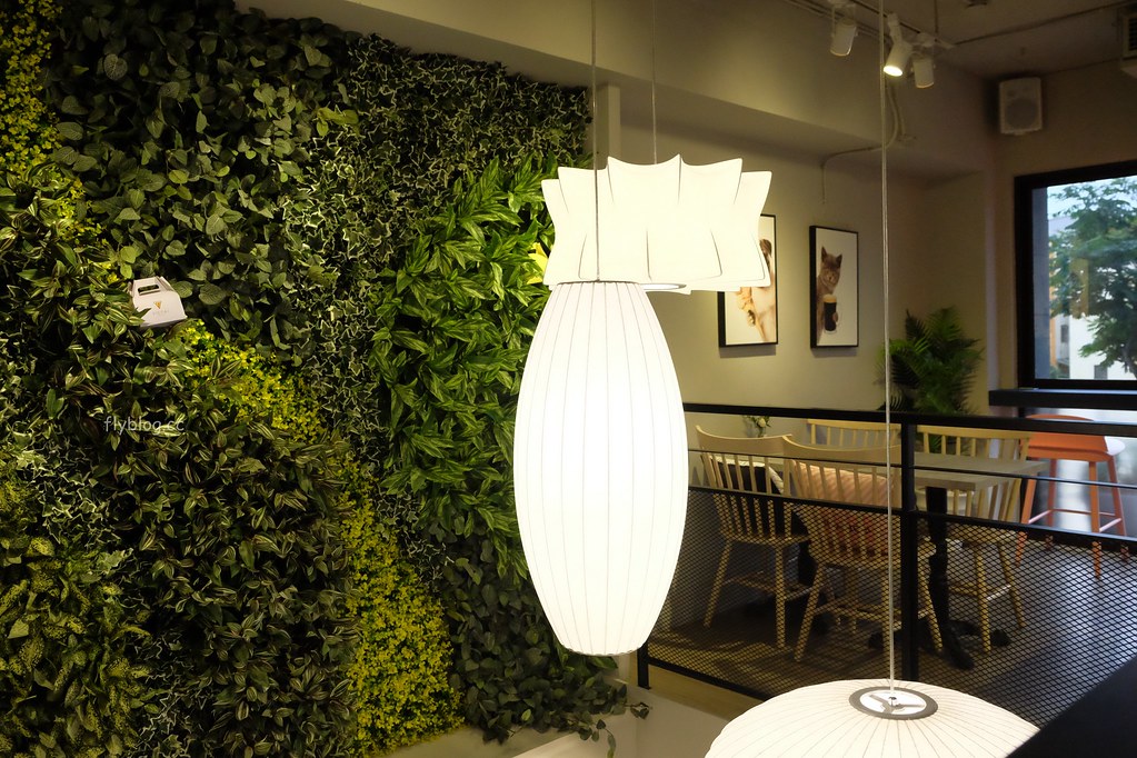 PIEPAI Cafe┃桃園美食：超夢幻網美咖啡館，桃園IG打卡名店，甜點夢幻又好拍，寵物友善餐廳 @飛天璇的口袋