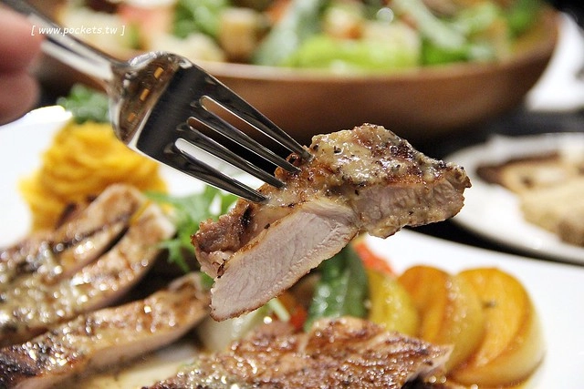 新天地西洋博物館｜充滿文藝復興氛圍的圖書館，新天地餐廳馥樂詩輕食 @飛天璇的口袋