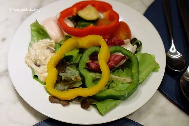 泰國華欣｜Hua Hin Marriott 華欣萬豪度假村，占地寬敞的五星級飯店，早餐百匯豐富選擇性多 @飛天璇的口袋