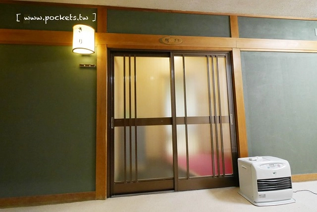 內田屋旅館．Uchidaya┃福島住宿推薦：擁有140年歷史的老旅館，位於圓藏寺旁邊，一泊二食+露天風呂，飯店備有免費wifi，老闆娘服務親切 @飛天璇的口袋