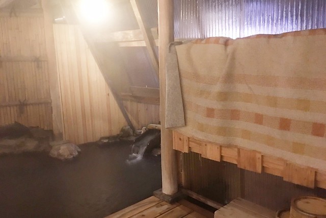 內田屋旅館．Uchidaya┃福島住宿推薦：擁有140年歷史的老旅館，位於圓藏寺旁邊，一泊二食+露天風呂，飯店備有免費wifi，老闆娘服務親切 @飛天璇的口袋