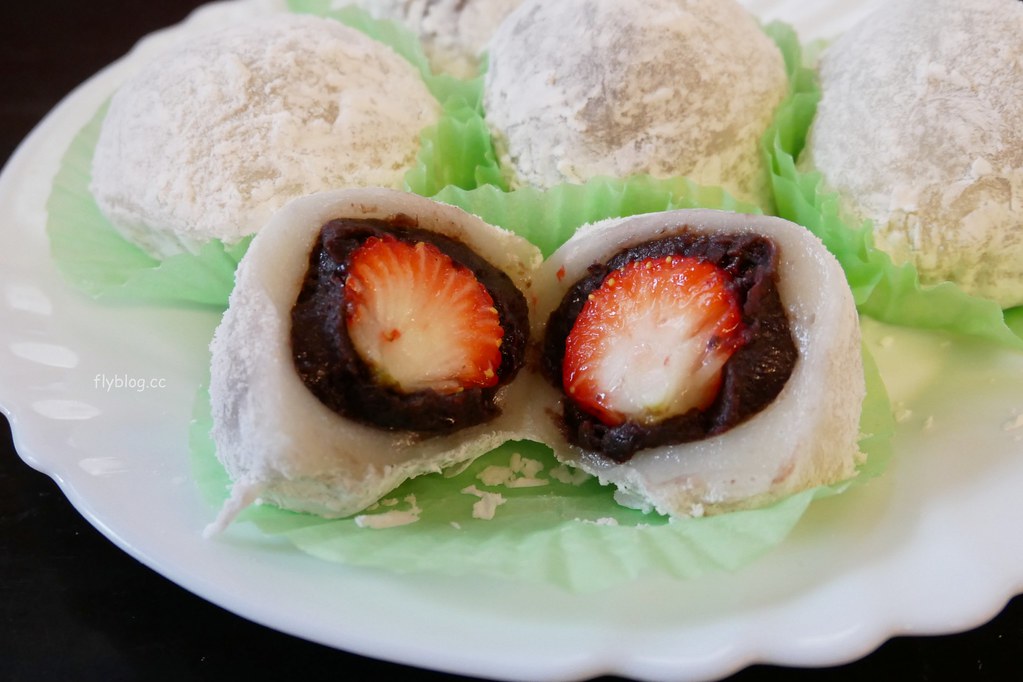 台中南屯｜米吉米食天地，南屯市場裡的古早味米食，草莓大福、草仔粿、紅龜粿、潤餅和油飯 @飛天璇的口袋